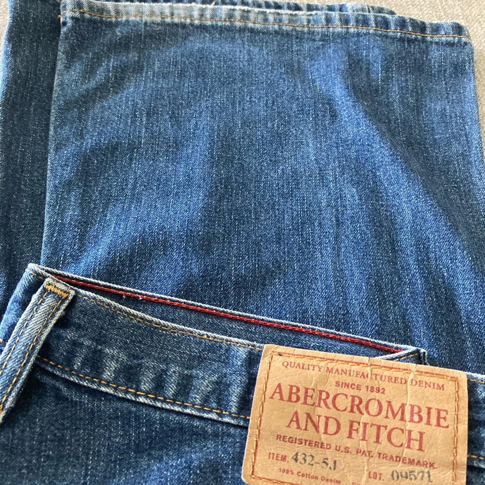 Ambercromie & Fitch Ladies Jeans